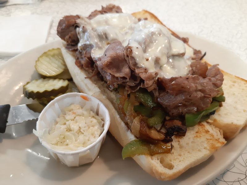Louie's Grill food
